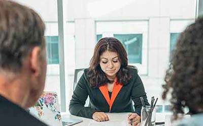 what is a family lawyer